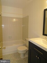 62 Farnwood Rd in Mount Laurel, NJ - Building Photo - Building Photo
