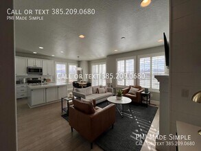 3193 N Meadow View Dr in Lehi, UT - Building Photo - Building Photo