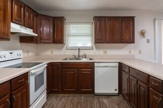 1409 Lehigh Dr in Tallahassee, FL - Building Photo - Building Photo
