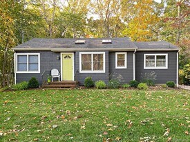 1855 Kenneys Rd in Southold, NY - Building Photo