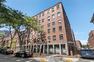 120 Commercial St in Boston, MA - Building Photo