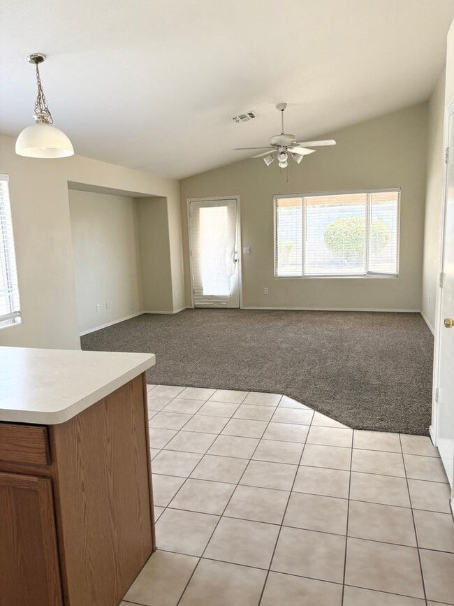 property at 709 N Joshua Tree Ln