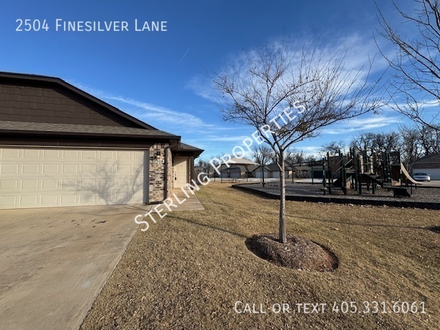 2504 Finesilver Ln in Oklahoma City, OK - Building Photo