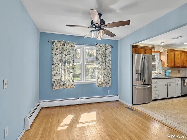 20 Hill Farm Rd in Bloomfield, CT - Building Photo - Building Photo