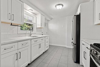 94 North St, Unit 94 in Somerville, MA - Foto de edificio - Building Photo