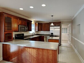 100 Raymond St in Belmont, NC - Building Photo - Building Photo