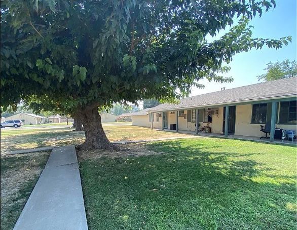 960 Barney St, Unit na in Merced, CA - Building Photo - Building Photo