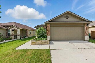 146 Blair Ct in San Marcos, TX - Building Photo - Building Photo