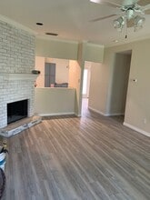 13661 Teague Ln, Unit 16 in Corpus Christi, TX - Foto de edificio - Building Photo