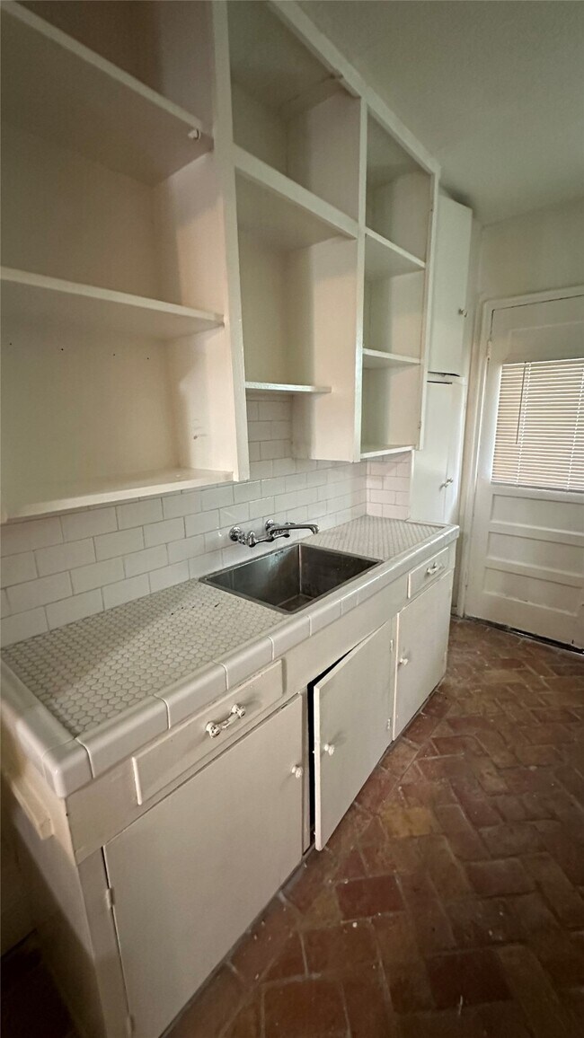 1854 W Main St in Houston, TX - Building Photo - Building Photo
