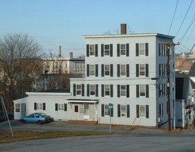 94 Fifth St in Auburn, ME - Building Photo - Building Photo