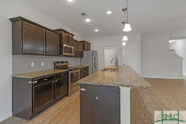 63 Bellasera Wy in Richmond Hill, GA - Building Photo - Building Photo