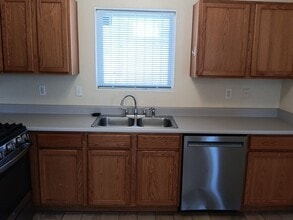 8401 Winter Sage Rd SW in Albuquerque, NM - Building Photo - Building Photo