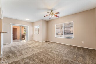 9580 W Reno Ave in Las Vegas, NV - Building Photo - Building Photo
