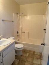 8266-8266 Linden Rd in Lakeside, CA - Building Photo - Building Photo