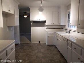 311 Westview Dr in Fayetteville, NC - Building Photo - Building Photo