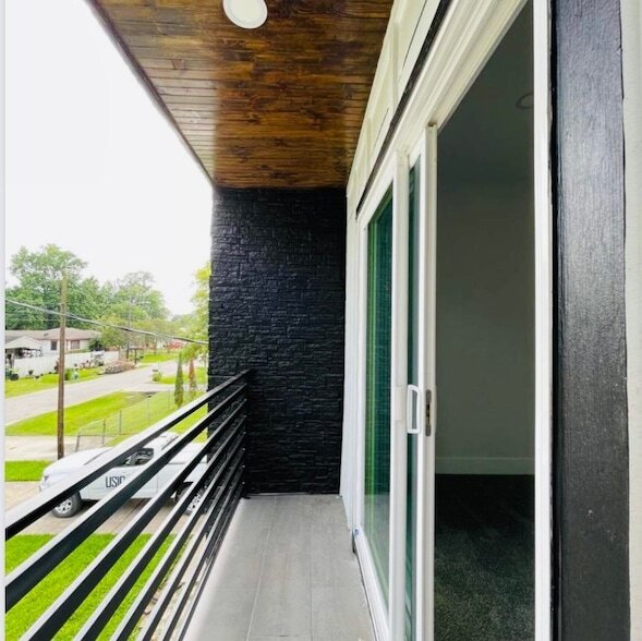 7203 Weyburn St in Houston, TX - Foto de edificio - Building Photo