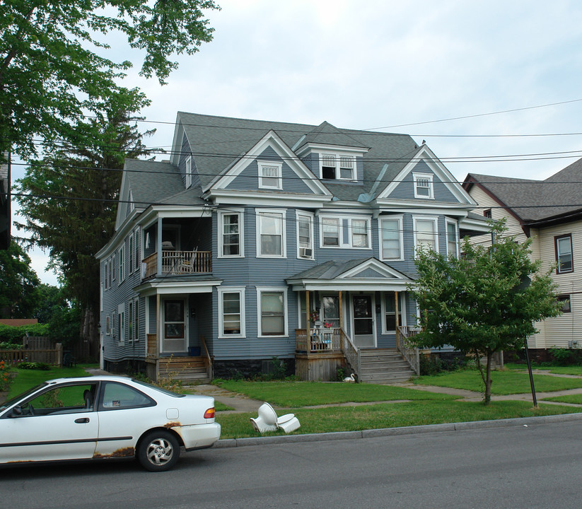 108 Coleridge Ave in Syracuse, NY - Building Photo