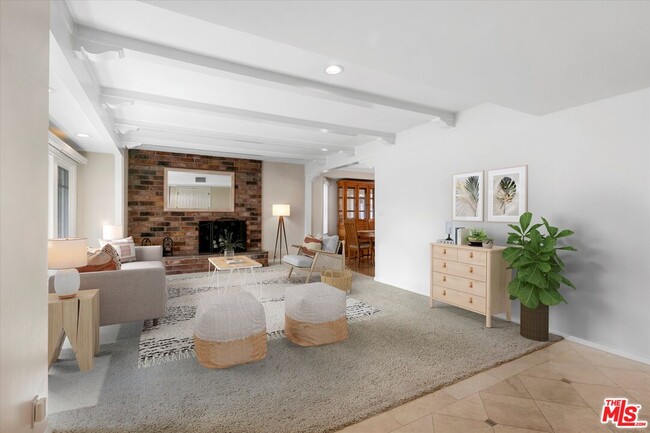 property at 11541 Davenport Rd