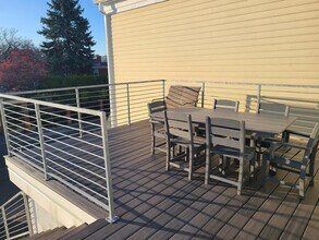 22f Atlantic Ave in Marblehead, MA - Building Photo - Building Photo