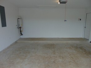 31627 Featherstone Trl in Fulshear, TX - Building Photo - Building Photo