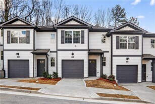 2818 Georgia Aster Way in Atlanta, GA - Building Photo