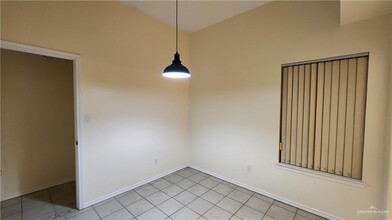 1105 N 45th St in McAllen, TX - Building Photo - Building Photo