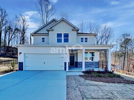 3940 Chivalry Dr in Douglasville, GA - Building Photo