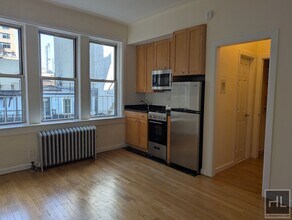 WEST 13 STREET in New York, NY - Building Photo - Building Photo