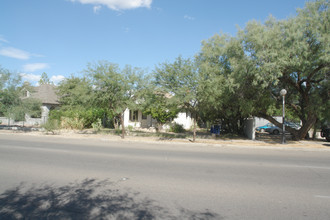 820 N 6th Ave in Tucson, AZ - Building Photo - Building Photo