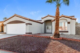 405 Rocky Rd in Henderson, NV - Foto de edificio - Building Photo
