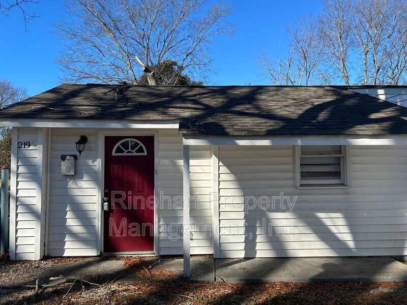 219 1/2 Wall St in Rock Hill, SC - Building Photo