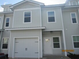 71 S Sand Palm Rd in Freeport, FL - Building Photo