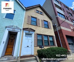 941-943 St James St in Pittsburgh, PA - Building Photo