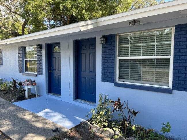 1354 Tioga Ave. in Clearwater, FL - Building Photo - Building Photo