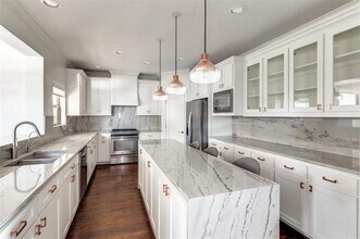 5503 Anita St in Dallas, TX - Building Photo - Building Photo