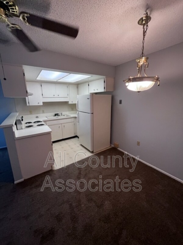 6189 Chesham Dr in New Port Richey, FL - Building Photo - Building Photo