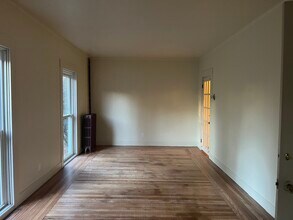 711 Union St in Portsmouth, RI - Building Photo - Building Photo