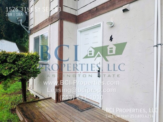 1526 31st St SE in Auburn, WA - Foto de edificio - Building Photo