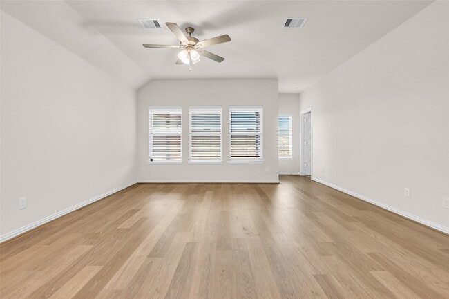 property at 19419 Valletta Green Dr