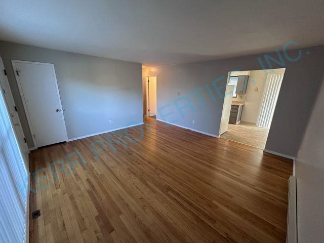 5425 SE 17th Ave in Portland, OR - Building Photo - Building Photo