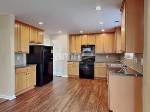 4362 Walforde Blvd in Acworth, GA - Foto de edificio - Building Photo