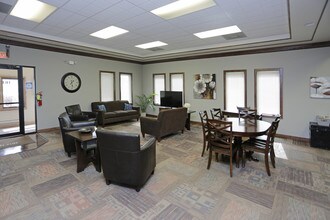 Cottonwood Apartment Homes in Bismarck, ND - Building Photo - Interior Photo