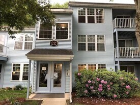 22 Walden Dr, Unit #3 in Natick, MA - Building Photo