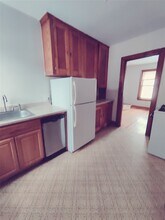 74-76 Floral Ave-Unit -Apt 3 in Johnson City, NY - Building Photo - Building Photo