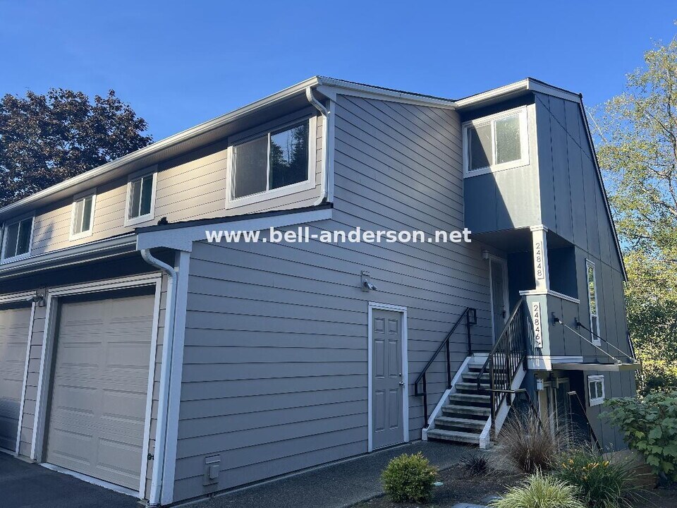 24848 45th Pl S in Kent, WA - Building Photo