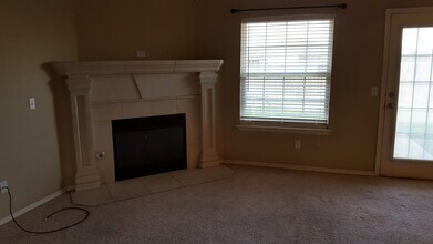 1533 NW 124th St, Unit 501 in Oklahoma City, OK - Building Photo - Building Photo