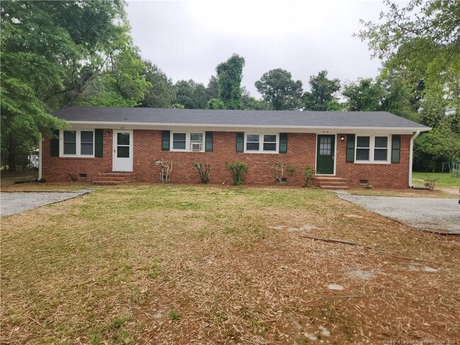 property at 417 Windermere Dr