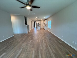 1280 Ella Xing in New Braunfels, TX - Building Photo - Building Photo