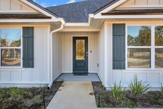 101 Spears Crossing Lane in Crawfordville, FL - Building Photo - Building Photo
